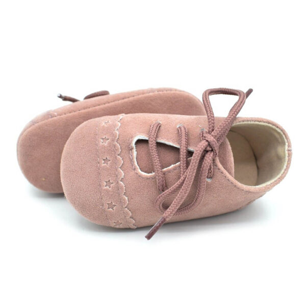 Puder roze cipelice sa pertlama za bebe